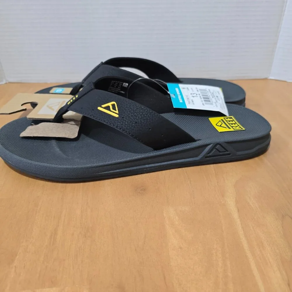 Reef Men's Phantoms TQT Bottle Opener Flip Flops Black Size 13‎ New with Tags